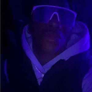 Meet your Posher, Hezekiah